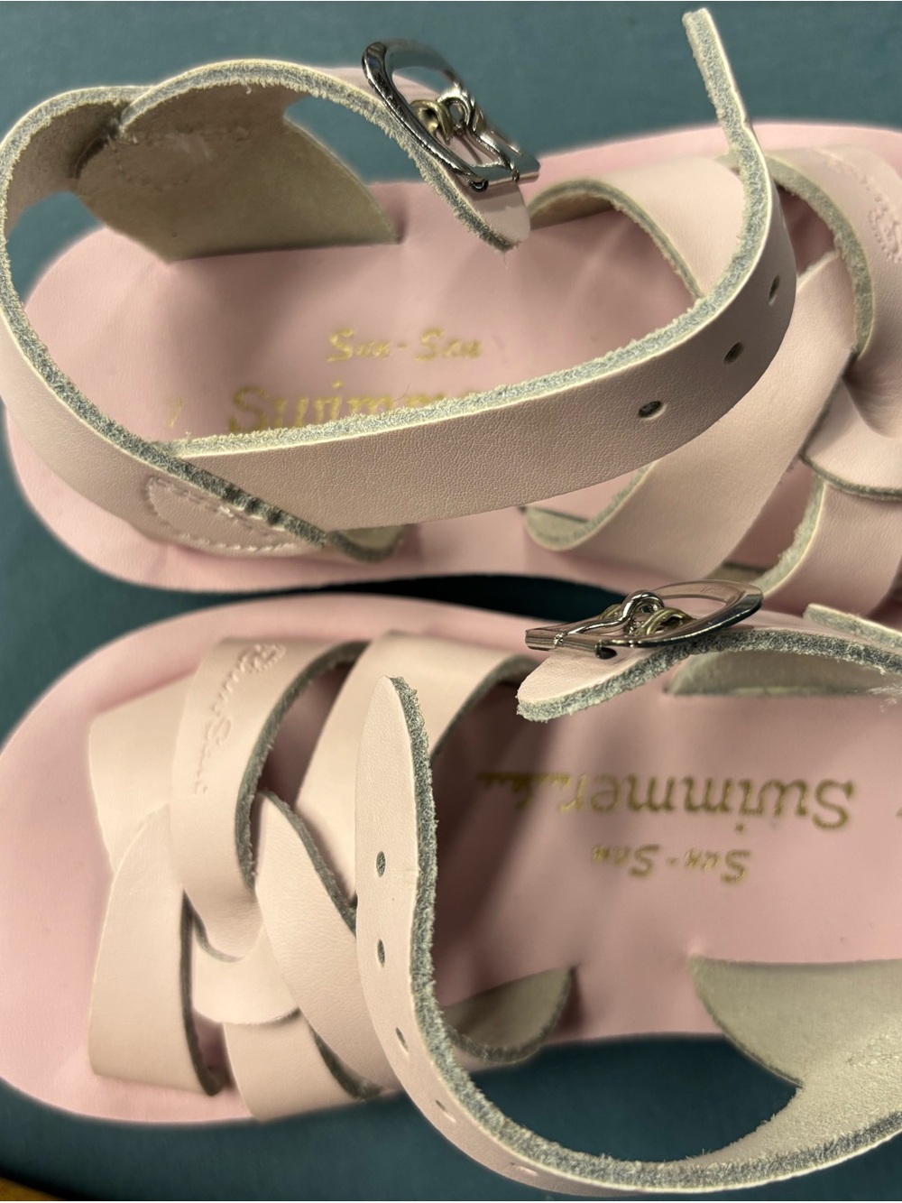 Saltwater pink Leather little girl sandals